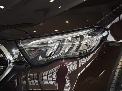 2026�� E 300 L ������