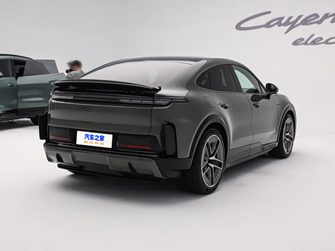 2026�� Cayenne Coup�� Turbo Electric