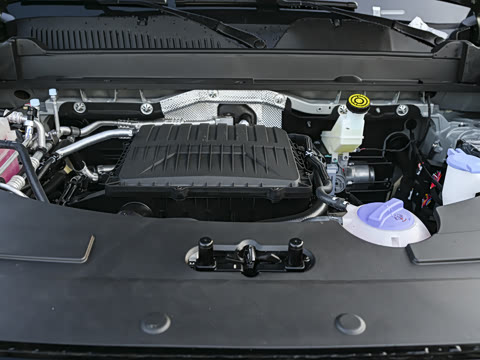 2025�� 215Զ�а�