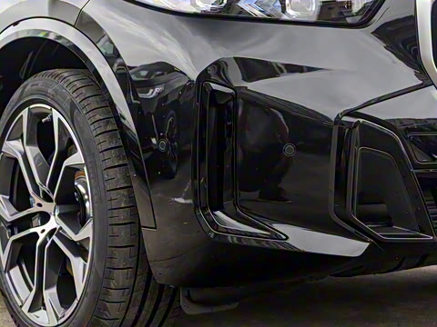 2025�� xDrive 40Li ������M�˶���ҹ��װ