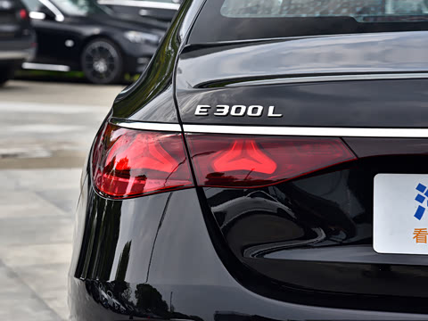 2026�� �Ŀ� E 300 L ������