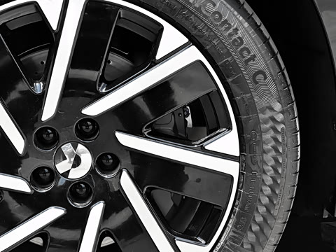 2026�� 102kWh �����е�������