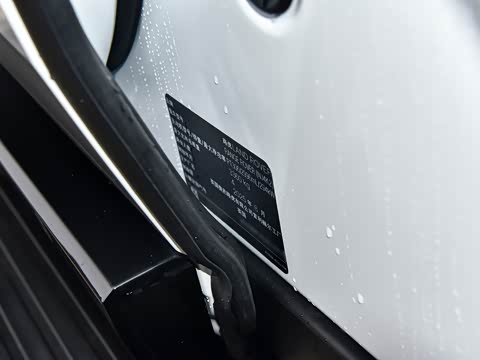 2025�� 3.0 L6 400PS SV���ٴ����ӳ��� 4��