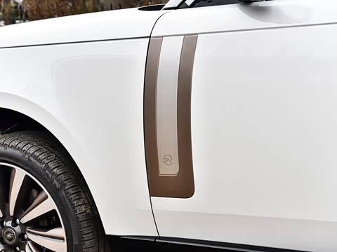 2025�� 3.0 L6 400PS SV���ٴ����ӳ��� 4��