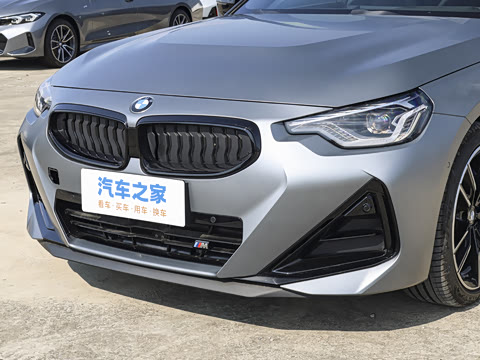 2025�� M240i xDrive