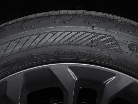 2026�� 466km COOPER E ������