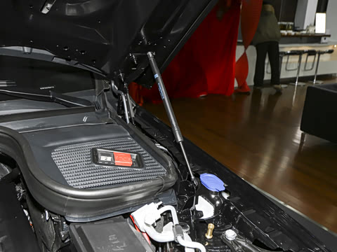 2026�� GLS 450 4MATIC �����