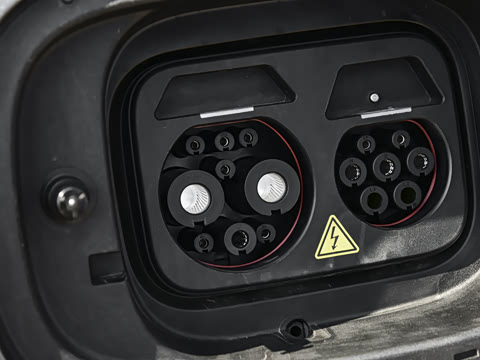 2025�� 215����������