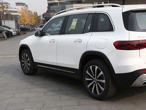 2026�� GLB 220 ʱ����