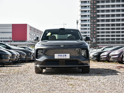 2025�� 215����������