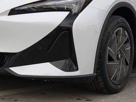 2025�� �Ŀ� 560PRO 185kW