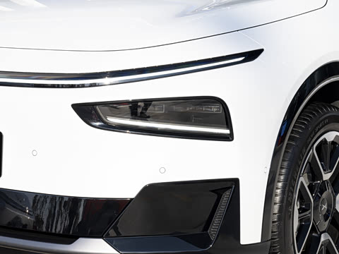 2026�� ���� 1704 Max �콢��