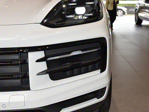 2026�� Cayenne Coup�� 3.0T