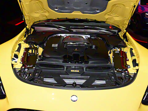 2025�� AMG GT 63 4MATIC+