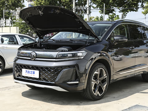 2026�� 450TSI �����콢 6��