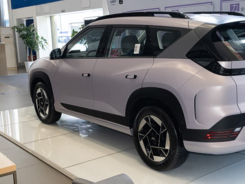 2025�� ����SMART�� 64.2kWh