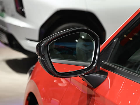 2026�� 240TURBO CVT ˼���й�20���޶���