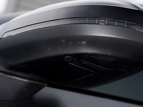 2026�� 200���������� 40 TFSI ���������� B&O ��ҹ��
