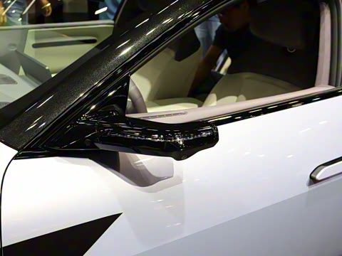 2025�� Ultra���̰�