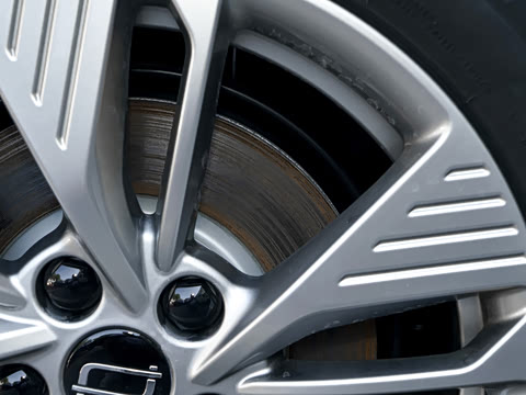 2026�� 565km �����