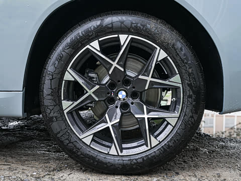 2026�� xDrive25L M�˶���ҹ��װ