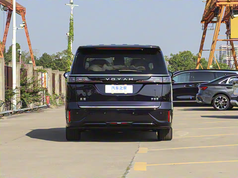 2025�� EV ����׿Խ������