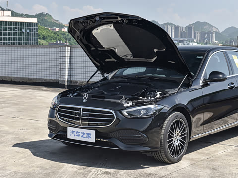 2026�� �Ŀ� C 260 L