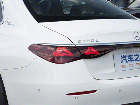 2025�� �Ŀ� E 260 L