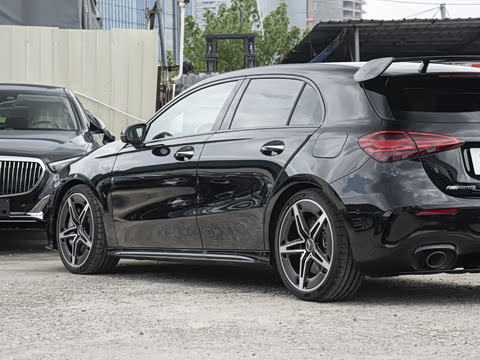 2026�� �Ŀ� AMG A 35 4MATIC