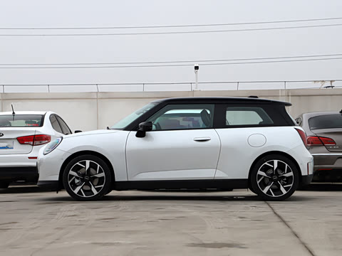 2026�� 463km COOPER SE ������