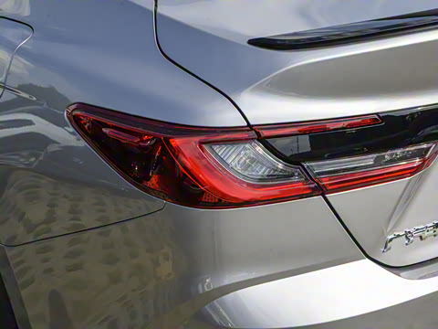 2026�� 2.0S �˶���