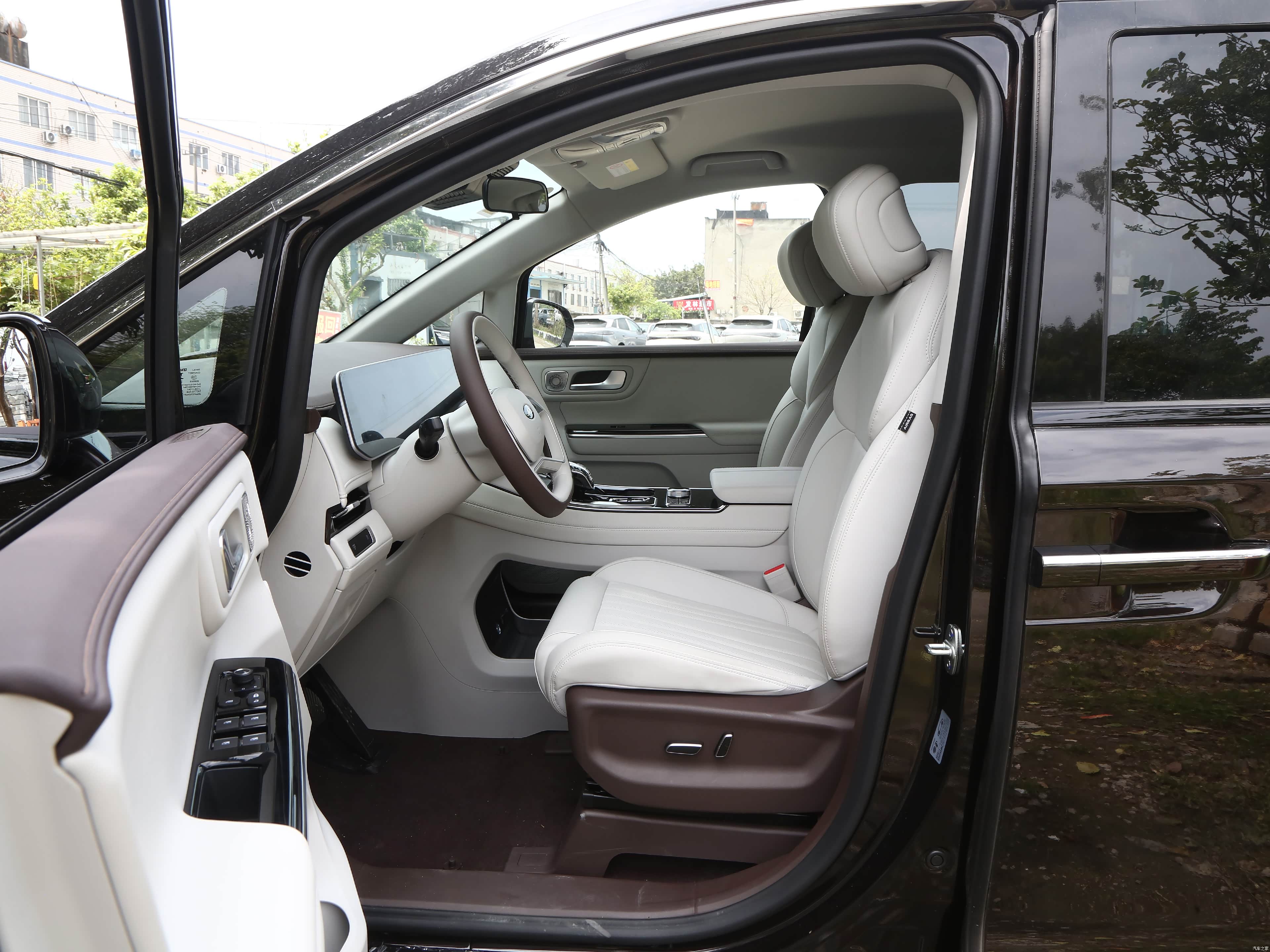 JAC RF8 PHEV, миниатюра 19