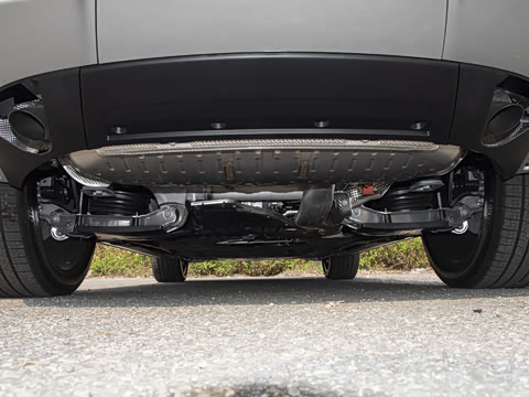 2026�� 3.0 L6 400PS AB�����