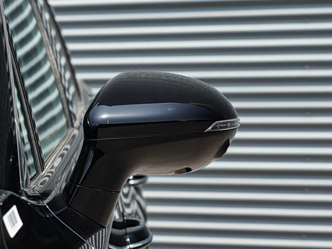 2025�� �Ŀ�  2.0T PHEV ����200��������� 7��