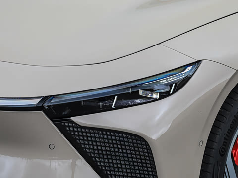 2027�� ���� 255 Ultra���������״��