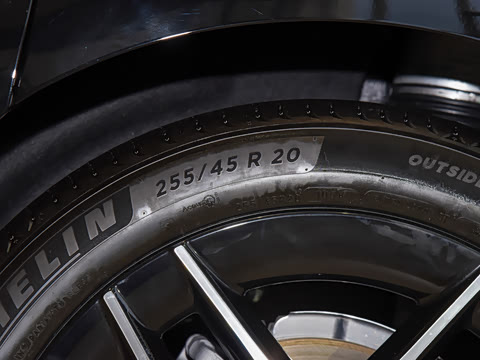 2025�� ���� Max (896�߼����״