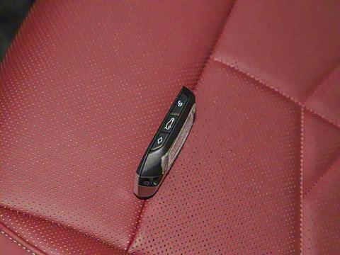 2025�� eDrive 40L M�˶���װ