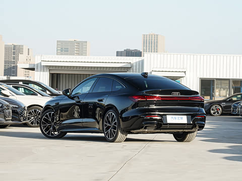 2026�� TFSI quattro 200kW �콢������