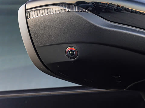 2026�� TFSI quattro 200kW �콢������