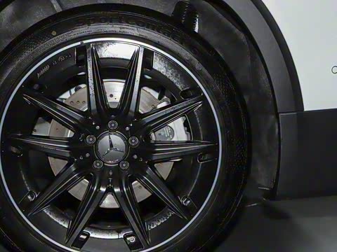 2026�� AMG GLB 35 4MATIC