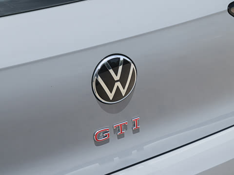 2026�� 380TSI DSG GTI