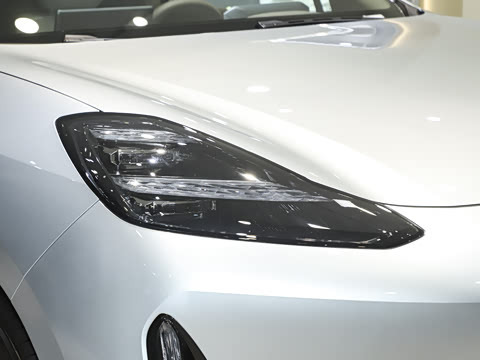 2025�� 670 Pro��