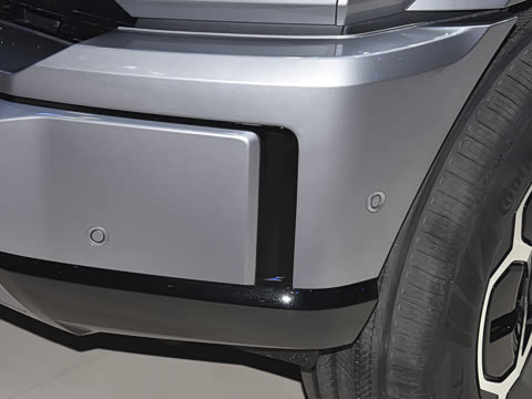 2025�� Max