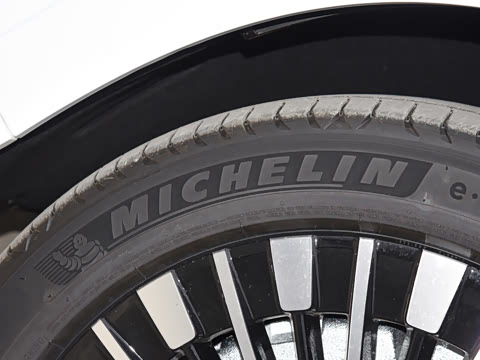 2026�� ���� 750 Ultra