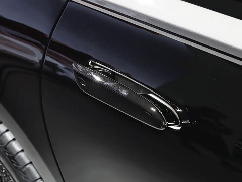 2027�� S 580 4MATIC Night Series