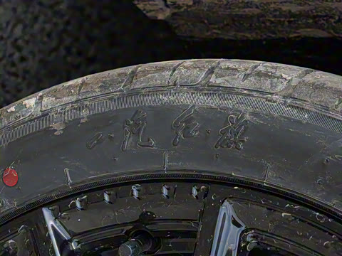 2025�� 2.0T �Զ���Ӱ200���������