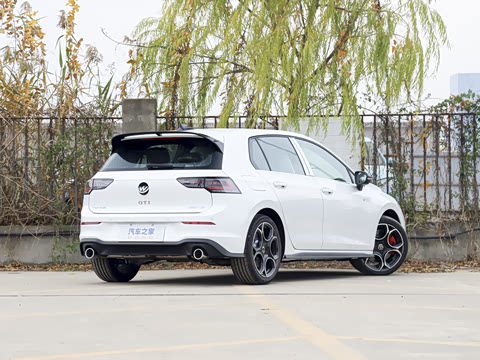 2026�� 380TSI DSG GTI