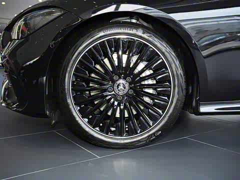 2025�� CLE 300 4MATIC �����ͽ��ܳ�