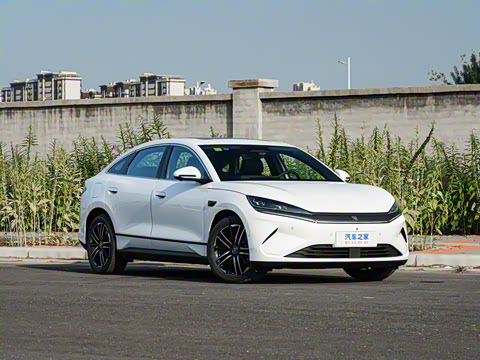 2025�� EV 545KM������