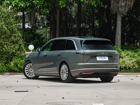 2026�� Ultra+ ������